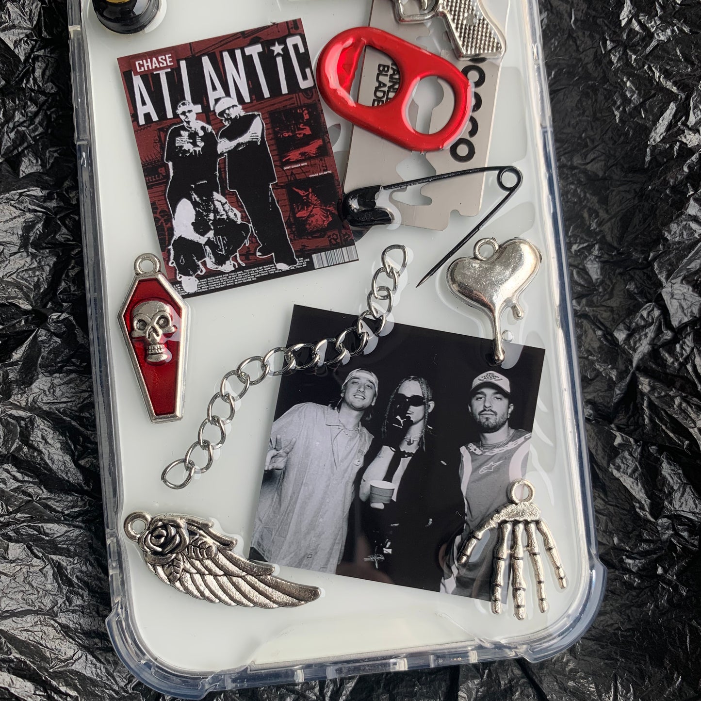 Chase Atlantic Style-15