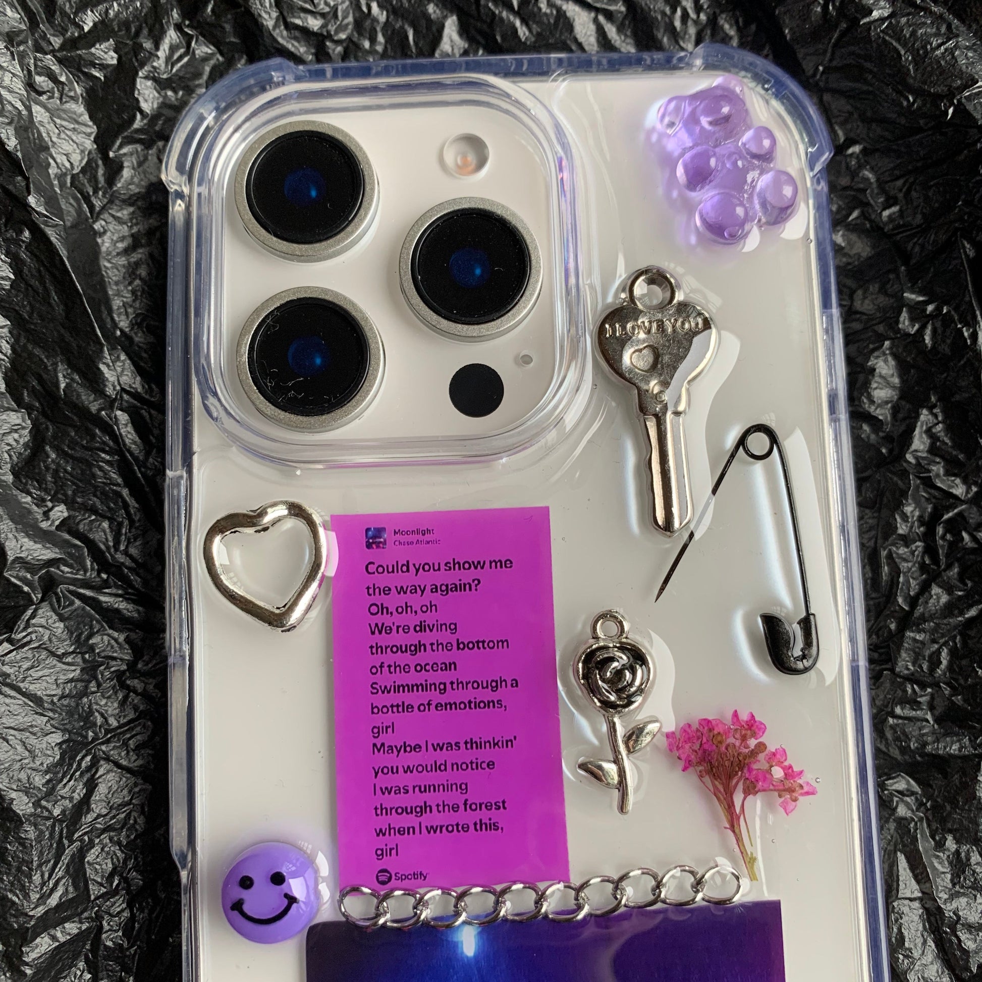 Chase Atlantic Lyrics Style-5 - resinsgift