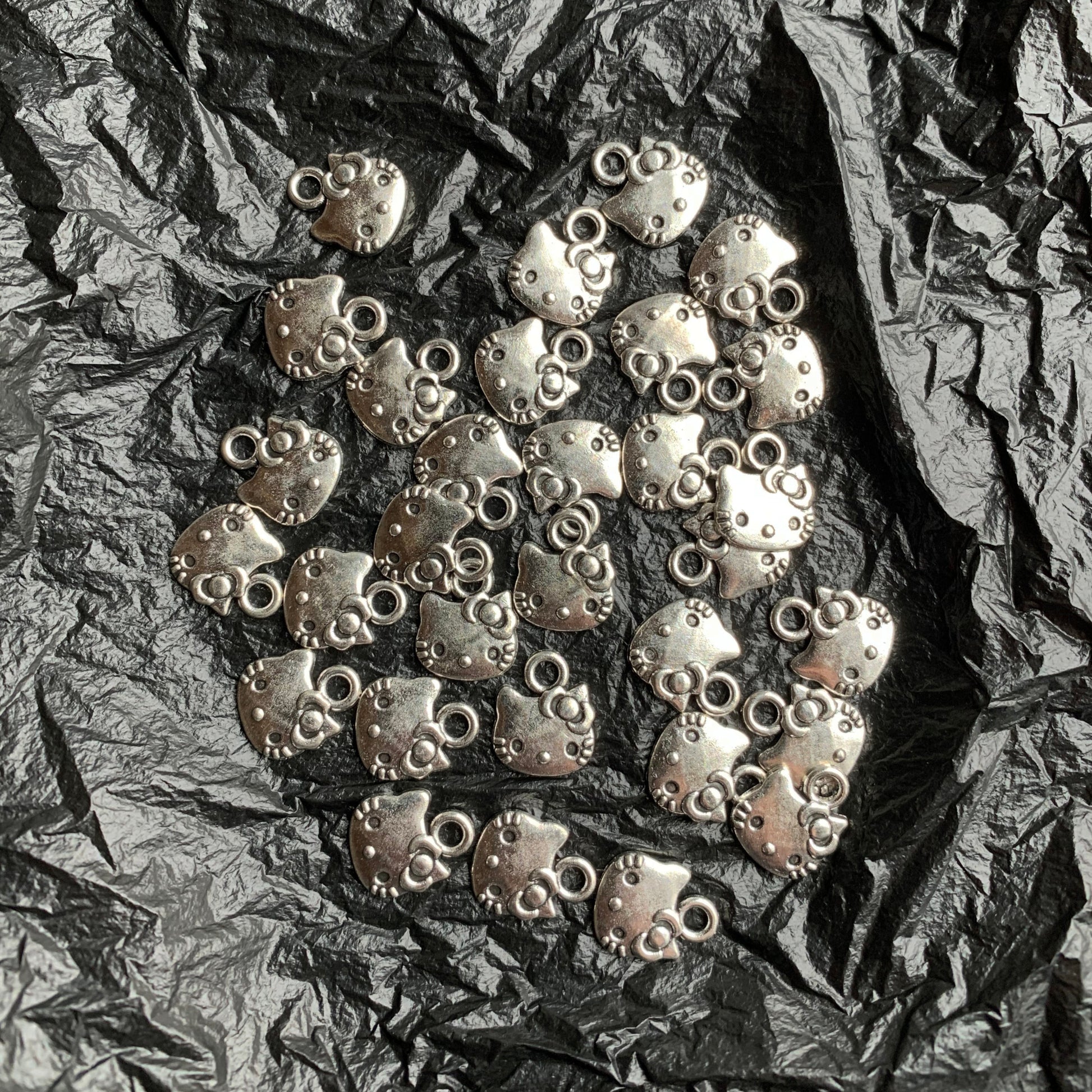 Kitty (Not for sale, only for display) - resinsgift