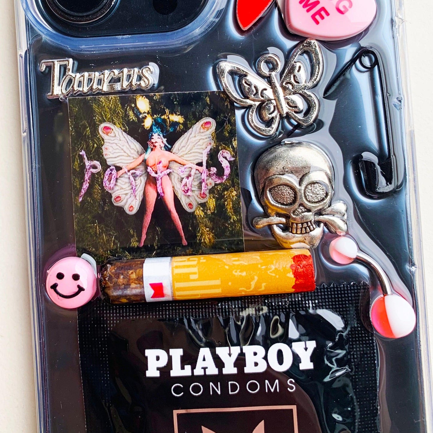 Melanie Martinez - resinsgift