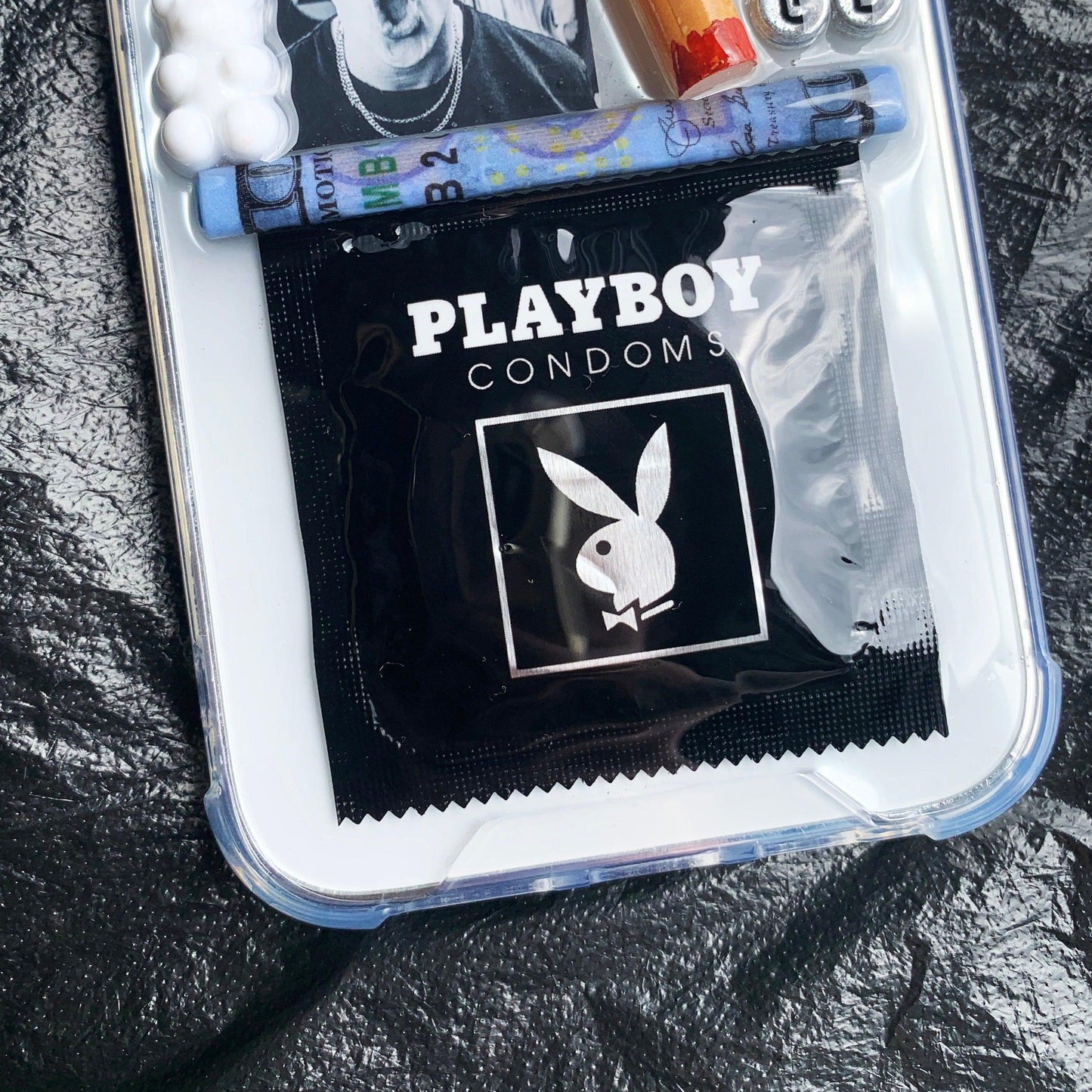 Yungblud - resinsgift