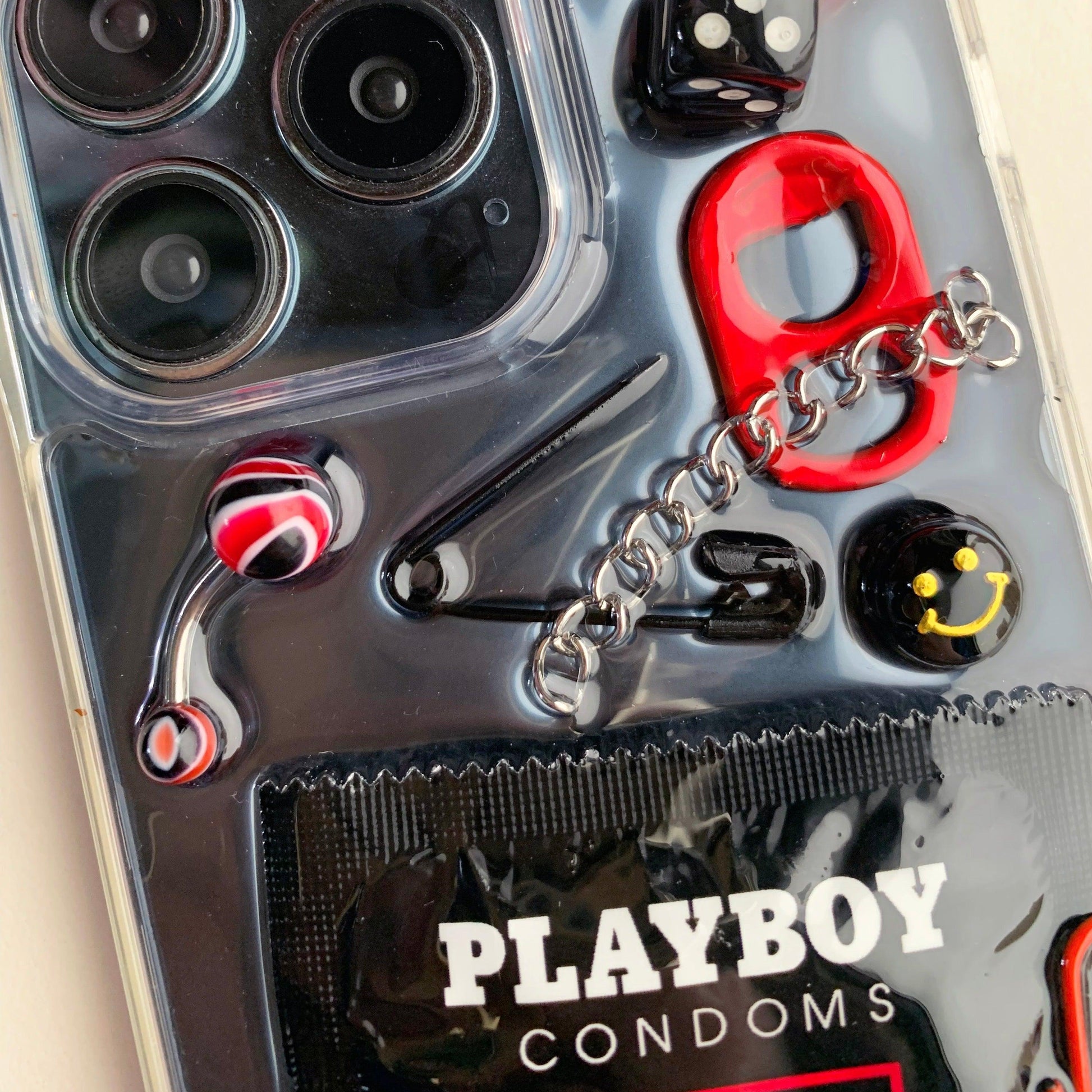 Black/Red - resinsgift