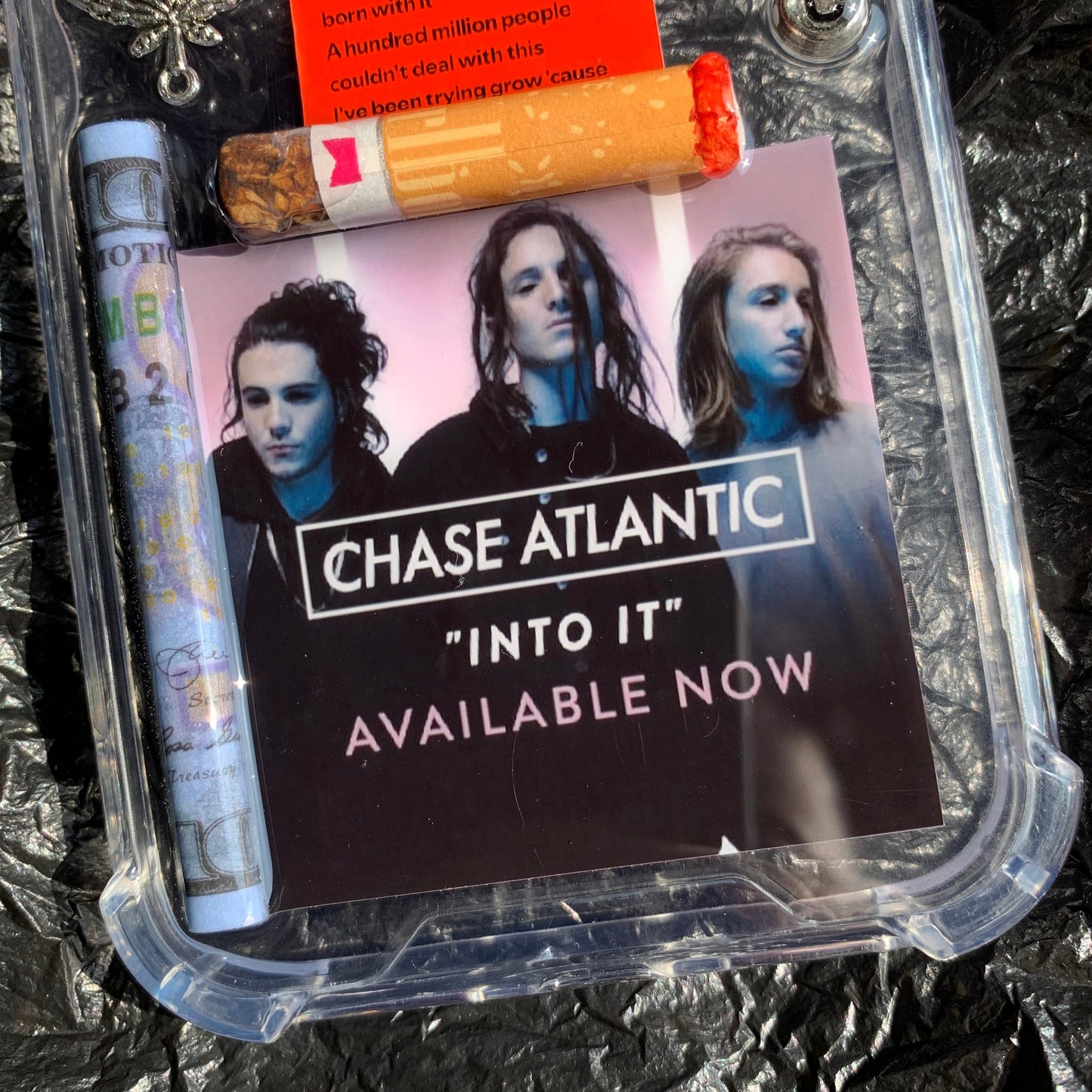 Chase Atlantic Style-5