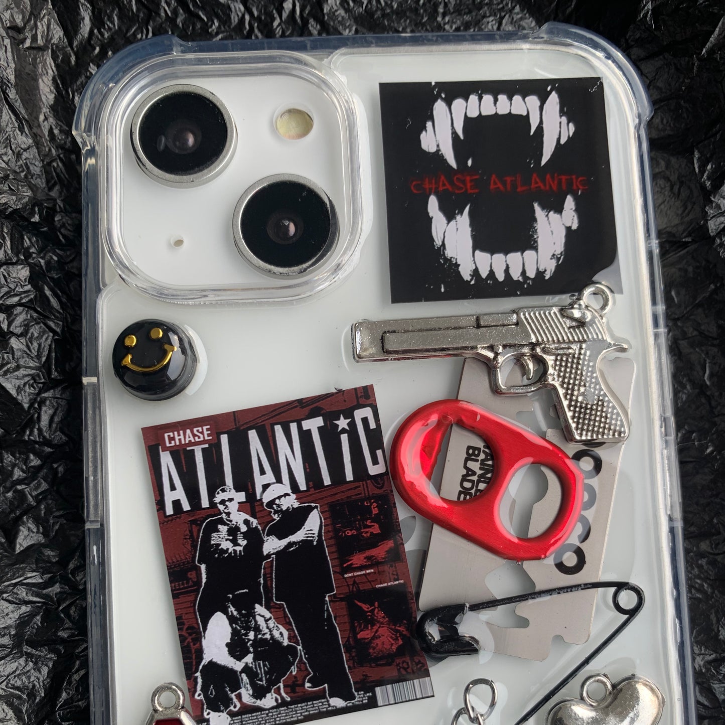 Chase Atlantic Style-15